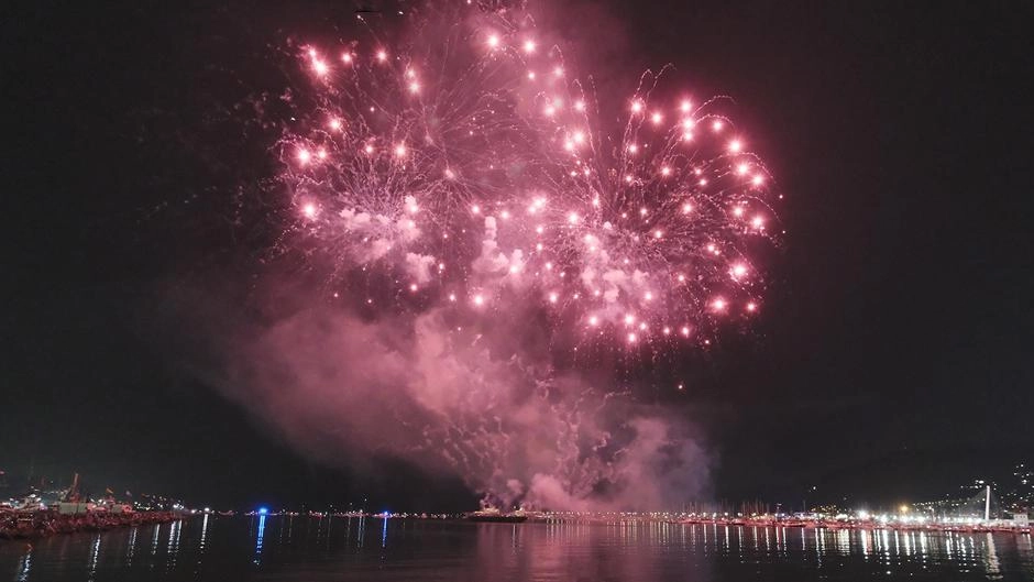 La vittoria del Canaletto conquistata in acqua è accompagnata da polemiche. Il Porto Venere ha presentato il reclamo sottoscritto da altre dieci società. La vittoria del Canaletto conquistata in acqua è accompagnata da polemiche. Il Porto Venere ha presentato il reclamo sottoscritto da altre dieci società.