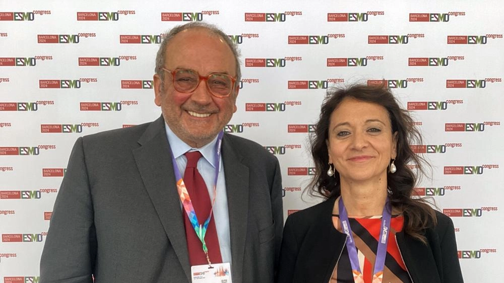 Il Centro di Immuno-Oncologia dell’AouS conclude la quarantesima edizione del Master in Immuno-Oncologia, un percorso formativo innovativo e pratico per oncologi medici italiani, con focus sull'immunoterapia e trattamenti avanzati. Il Centro di Immuno-Oncologia dell’AouS conclude la quarantesima edizione del Master in Immuno-Oncologia, un percorso formativo innovativo e pratico per oncologi medici italiani, con focus sull'immunoterapia e trattamenti avanzati.