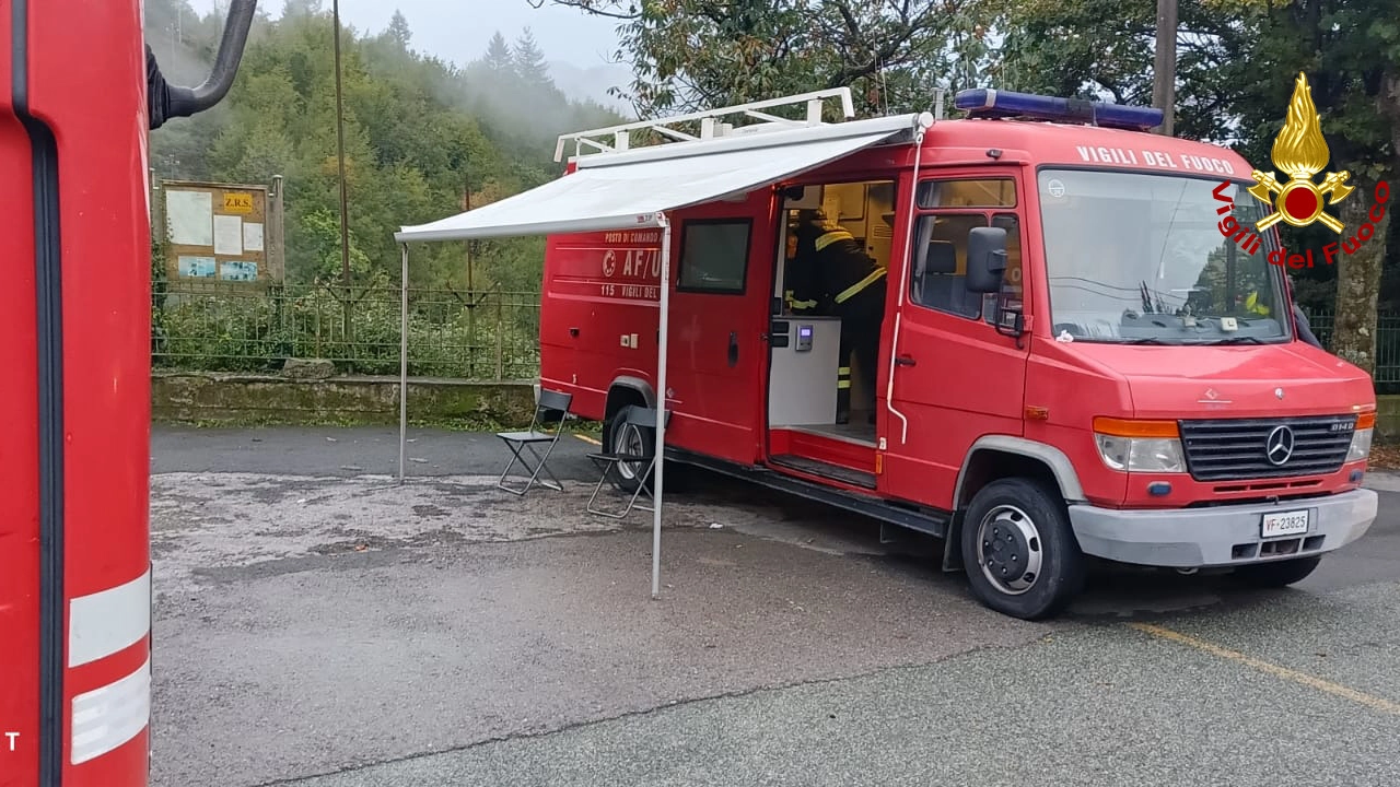 Le ricerche coordinate dai vigili del fuoco