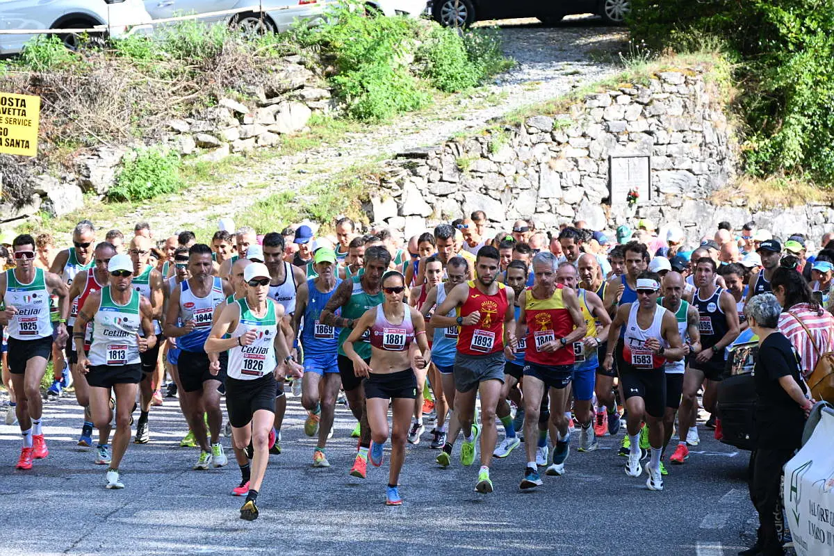 Corri nel comune di Careggine-Trofeo Parco Apuane, foto e classifica