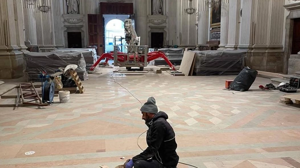 La Cattedrale di San Feliciano durante i lavori di ristrutturazione La Cattedrale di San Feliciano durante i lavori di ristrutturazione