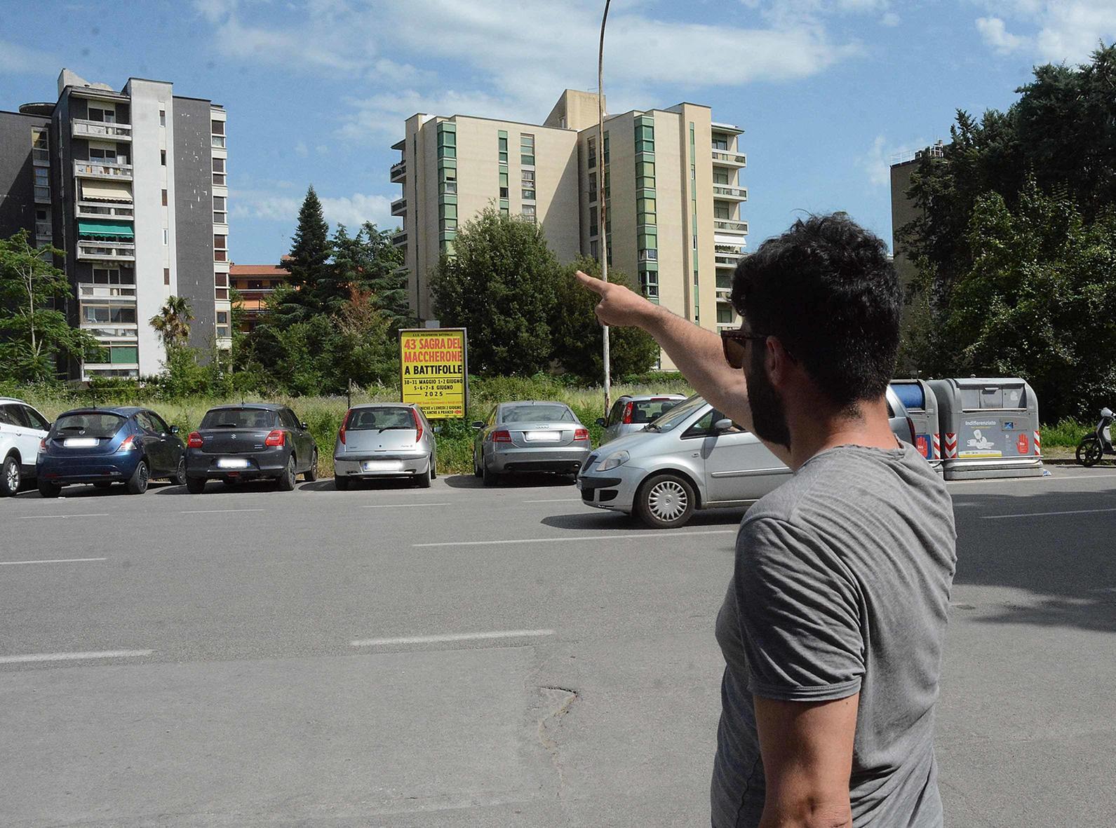 Il Comitato di via Tiziano non molla. Contestata di nuovo la cementificazione Il Comitato di via Tiziano non molla. Contestata di nuovo la cementificazione