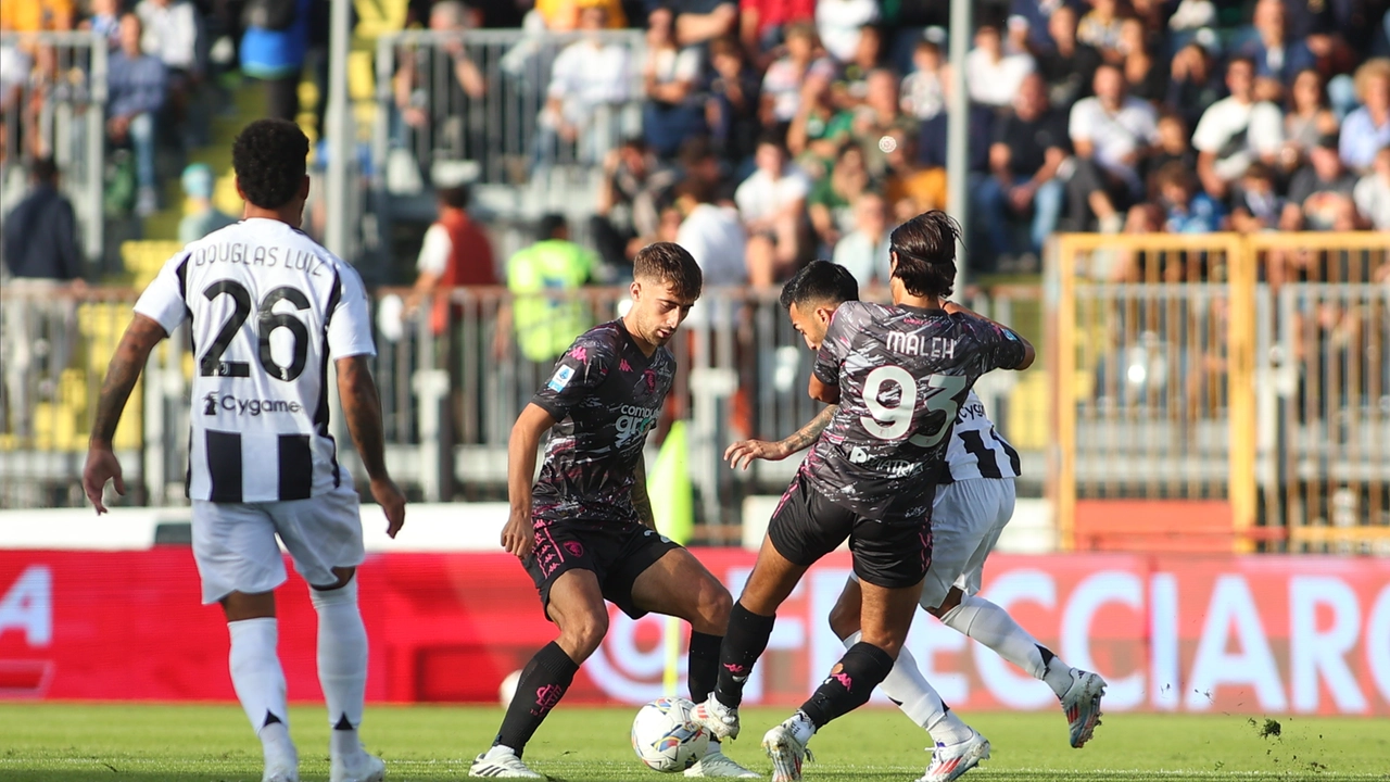 Un momento di Empoli-Juventus (Tommaso Gasperini/Fotocronache Germogli) Un momento di Empoli-Juventus (Tommaso Gasperini/Fotocronache Germogli)