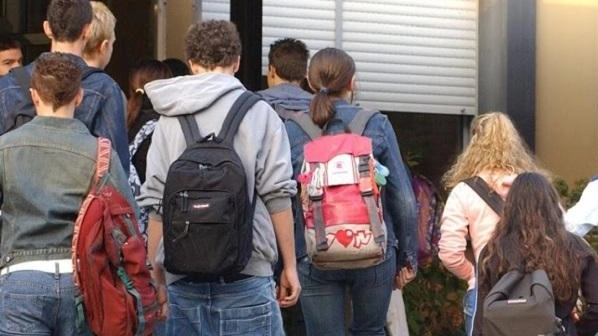 Il dirigente Pollini: "Ci sono gli strumenti, studenti dite se avete problemi" Il dirigente Pollini: "Ci sono gli strumenti, studenti dite se avete problemi"