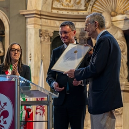 Firenze e la Biblioteca Serlupiana: passaggio di consegne, una cerimonia tra festa e commozione