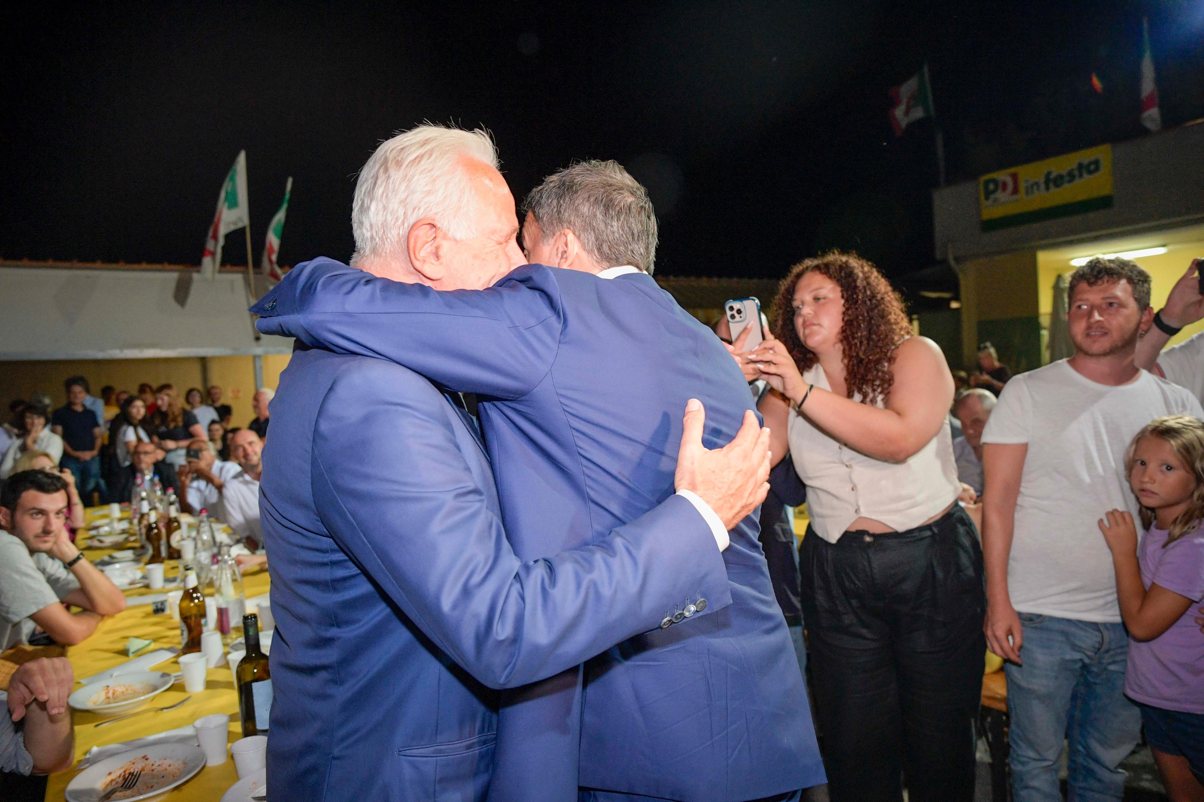 Elezioni regionali, Renzi tira la volata al Giani bis. Il governatore: “M5s? Sacrifici e passi in avanti”