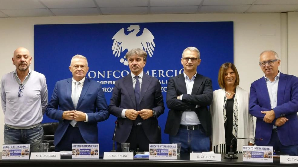 L’altra faccia di un appuntamento in grado di attirare ogni anno sempre più visitatori di tutte le età. Una crescita costante nel tempo. Marinoni: "Il nostro territorio è stato valorizzato dagli operatori locali". L’altra faccia di un appuntamento in grado di attirare ogni anno sempre più visitatori di tutte le età. Una crescita costante nel tempo. Marinoni: "Il nostro territorio è stato valorizzato dagli operatori locali".