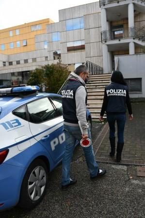 Criminalità giovanile, operazioni dalla Polizia di Stato dal 22 agosto su tutto il territorio nazionale Criminalità giovanile, operazioni dalla Polizia di Stato dal 22 agosto su tutto il territorio nazionale