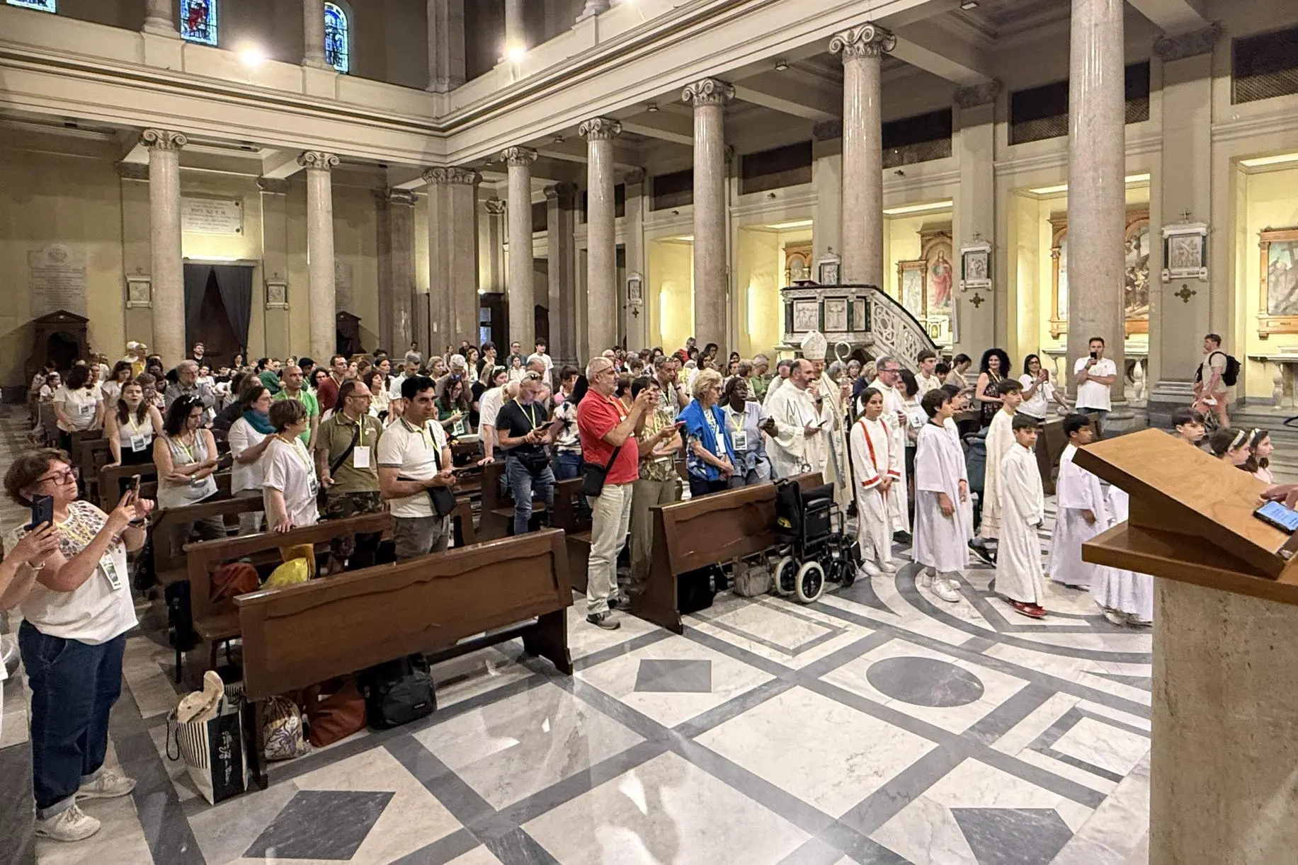 Giubileo delle famiglie a Roma. Lojudice con i duecento senesi
