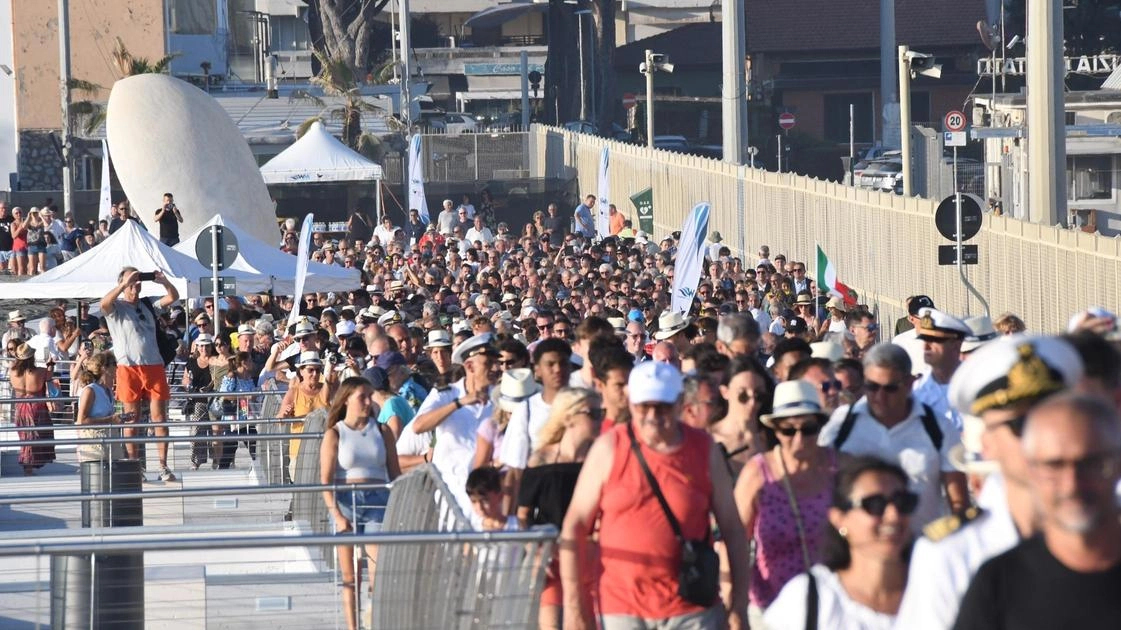 La passeggiata a mare: un incontro delle associazioni ambientaliste per l’utilizzo e per suggerimenti da trasmettere all’amministrazione