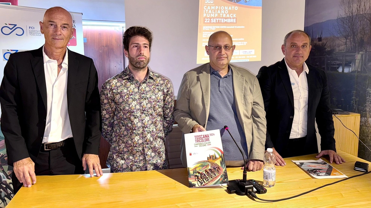 I Campionati Italiani di pump track sono stati presentati alla presenza del sindaco Tesi e dei gestori del Bike360 I Campionati Italiani di pump track sono stati presentati alla presenza del sindaco Tesi e dei gestori del Bike360