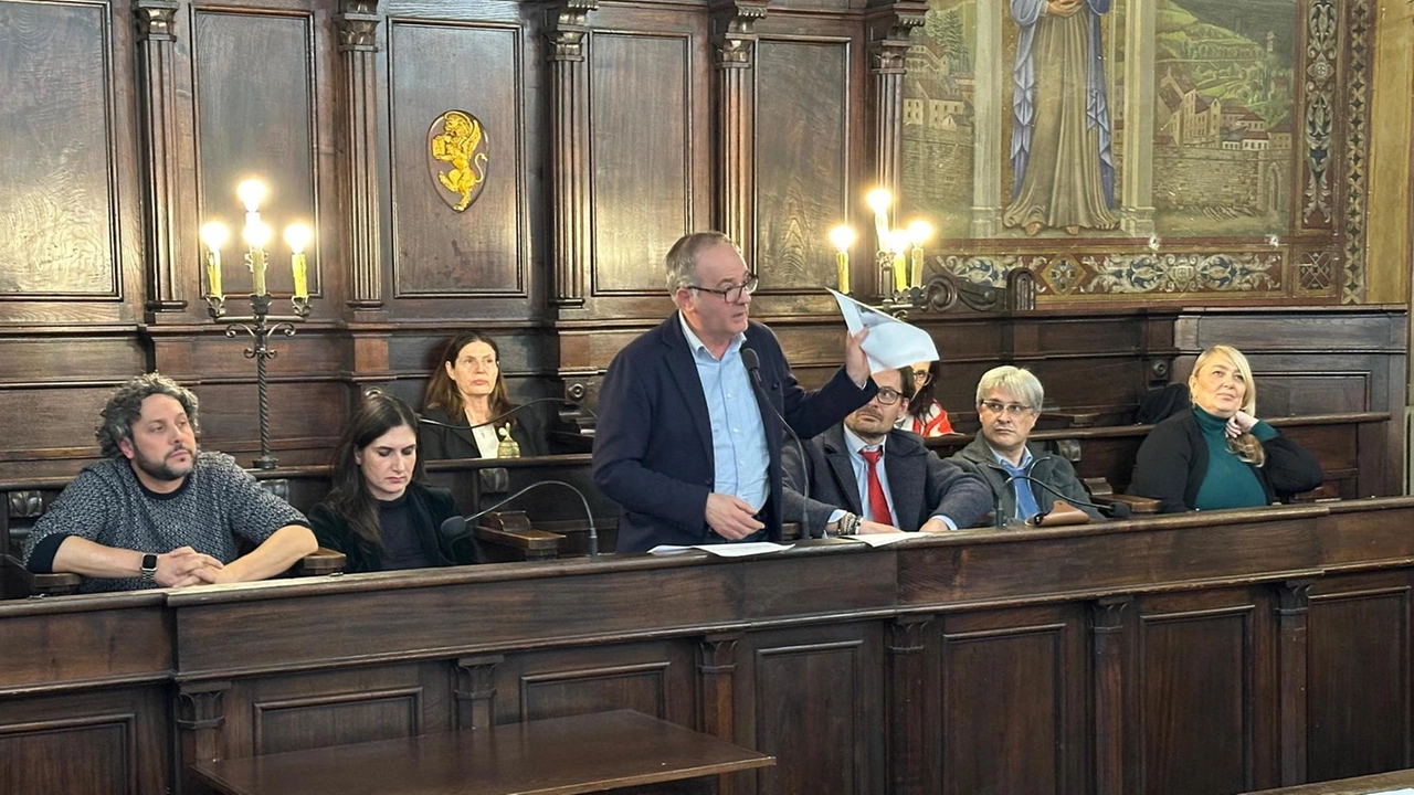 Il consiglio comunale ha approvato linee guida chiare a cui sarà semplice aderire per gli imprenditori. L’obiettivo è valorizzare il patrimonio nei luoghi di interesse in città e agevolare le attività commerciali. Il consiglio comunale ha approvato linee guida chiare a cui sarà semplice aderire per gli imprenditori. L’obiettivo è valorizzare il patrimonio nei luoghi di interesse in città e agevolare le attività commerciali.