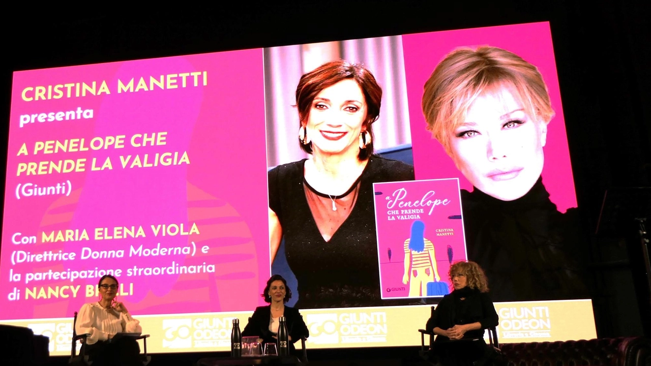 Il salotto de La Pisaniana stasera in onda da un luogo iconico di Firenze, il Giunti Odeon: sul palco Carlotta Romualdi, Cristina Manetti e Nancy Brilli Il salotto de La Pisaniana stasera in onda da un luogo iconico di Firenze, il Giunti Odeon: sul palco Carlotta Romualdi, Cristina Manetti e Nancy Brilli