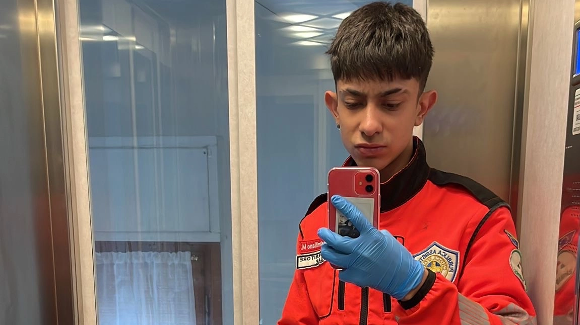 Massimiliano, volontario della Pubblica Assistenza Croce d’Oro di Limite sull’Arno Massimiliano, volontario della Pubblica Assistenza Croce d’Oro di Limite sull’Arno
