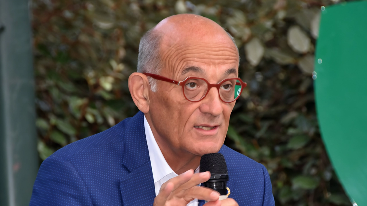 AREZZO Prosegue con successo lo sportello integrazione, nato dalla collaborazione tra il Comune e la Fraternita dei Laici per garantire alla...
