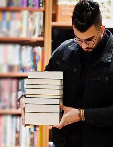 Scuola, salasso libri. Quasi mille euro per ogni studente insieme al corredo