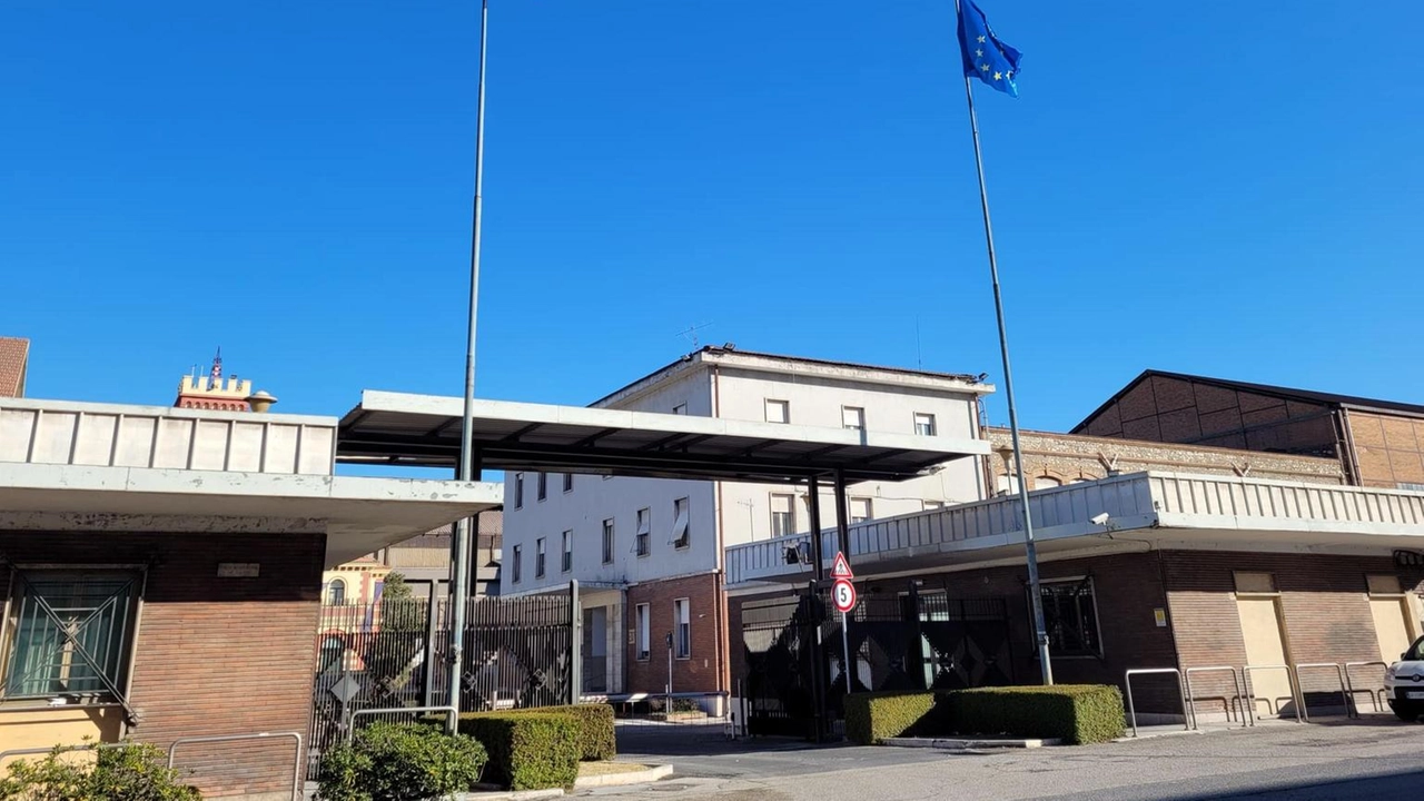 Siglato l'accordo per un investimento di 557 milioni fino al 2028 per la sicurezza e riconversione di Acciai speciali Terni Siglato l'accordo per un investimento di 557 milioni fino al 2028 per la sicurezza e riconversione di Acciai speciali Terni