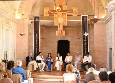 https://www.lanazione.it/image-service/view/acePublic/alias/contentid/NTM4ZTZhMjAtNjRlNy00/0/musica-a-nocera-e-gualdo-e-il-festival-di-san-biagio.jpeg?f=1.91:1&w=1200