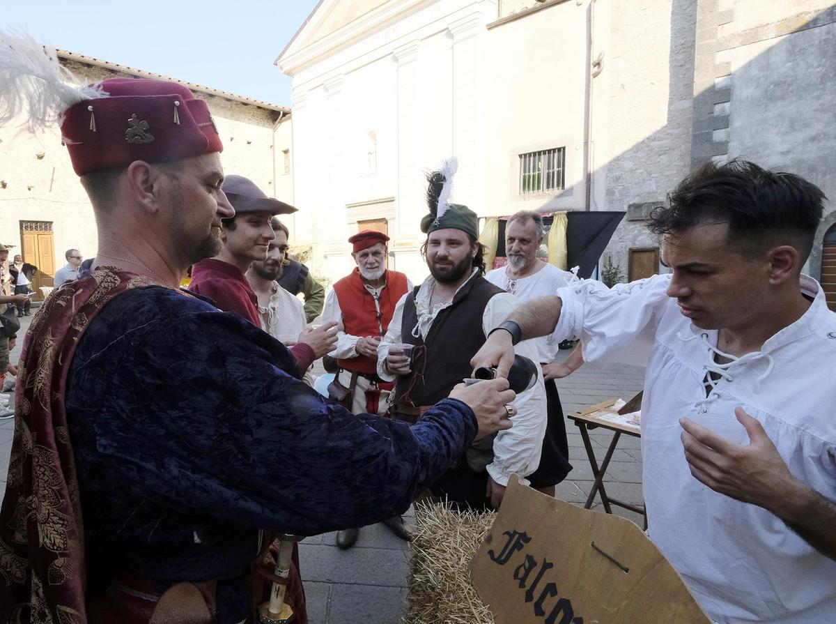 Filetto, a spasso nel Rinascimento. Il borgo murato rivive nel passato