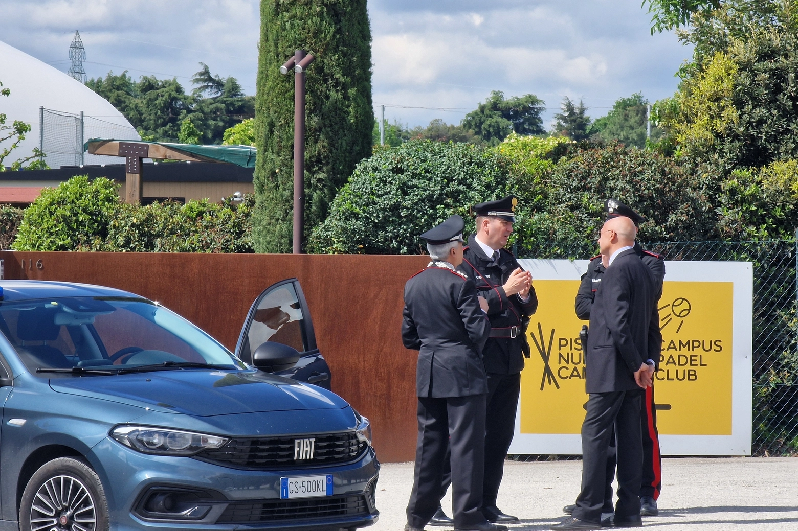 La sicurezza di scorta al presidente (foto Gabriele Acerboni/FotoCastellani)
