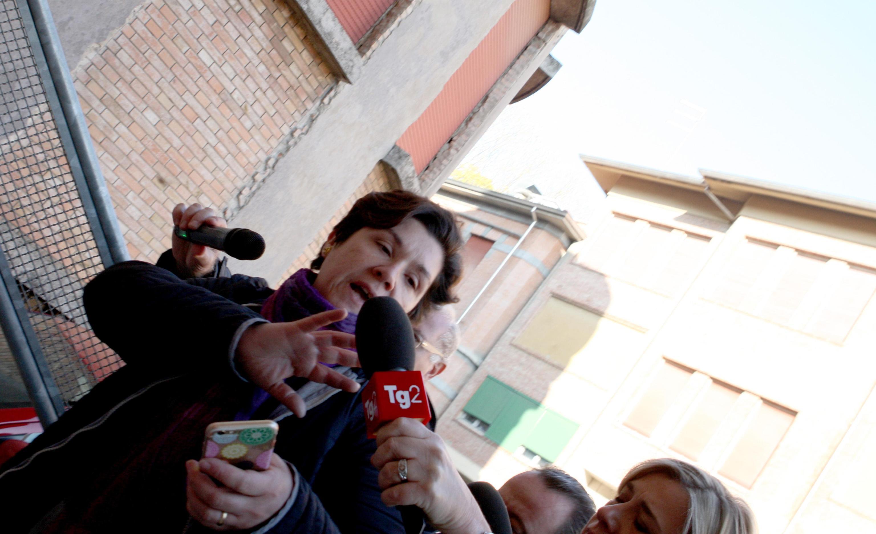 La figlia di Riina rischia l’arresto. “Estorsione con metodo mafioso” La figlia di Riina rischia l’arresto. “Estorsione con metodo mafioso”