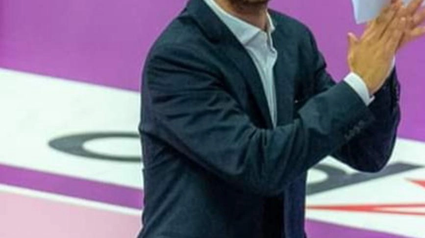 L'allenatore folignate Daniele Santarelli perde la finalina olimpica con la Turchia, restano fuori dal podio. Delusione per il mancato trofeo olimpico, ma la moglie Monica De Gennaro gioca la finalissima con l'Italia. L'allenatore folignate Daniele Santarelli perde la finalina olimpica con la Turchia, restano fuori dal podio. Delusione per il mancato trofeo olimpico, ma la moglie Monica De Gennaro gioca la finalissima con l'Italia.