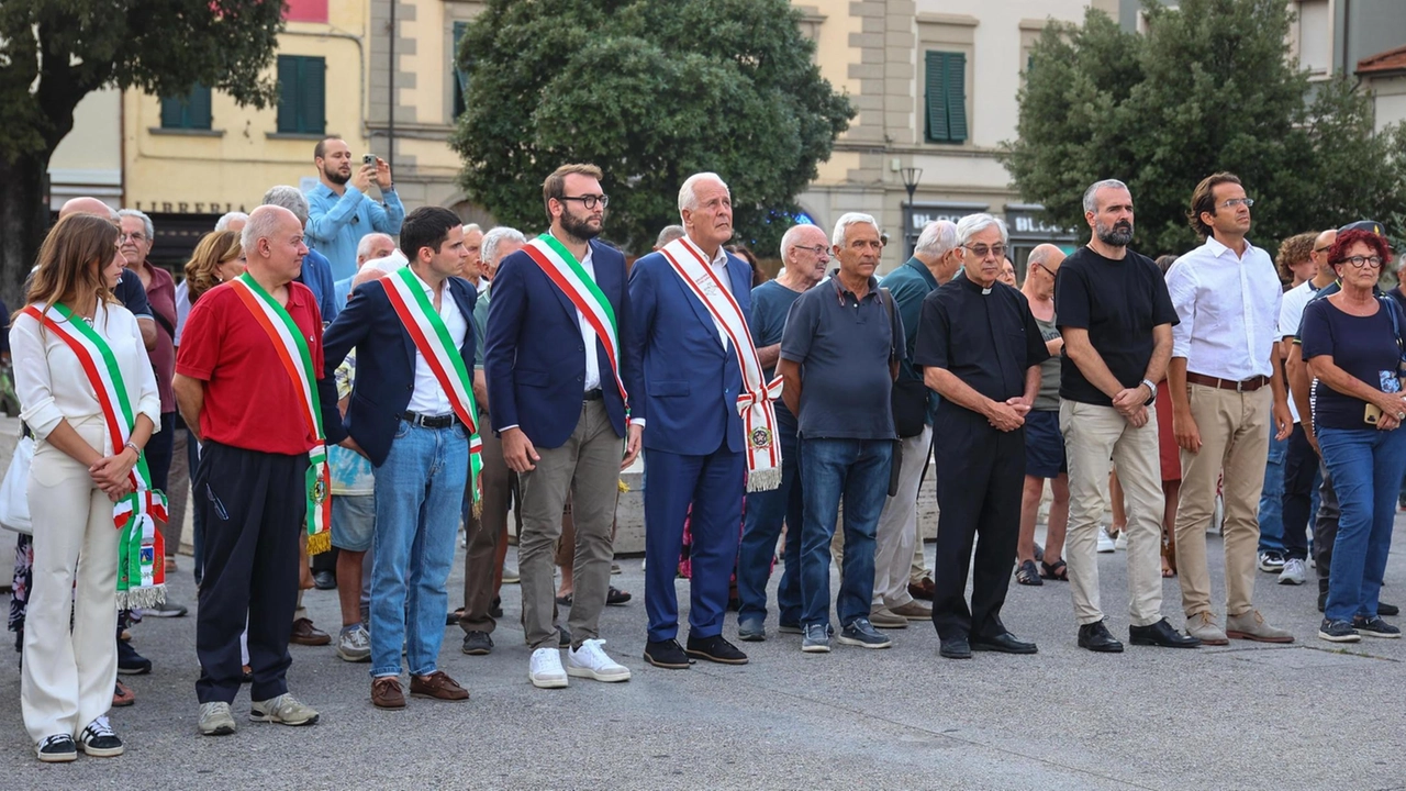 La. celebrazione della ricorrenza ieri pomeriggio in piazza della Vittoria alla presenza delle massime autorità e del governatore Giani La. celebrazione della ricorrenza ieri pomeriggio in piazza della Vittoria alla presenza delle massime autorità e del governatore Giani