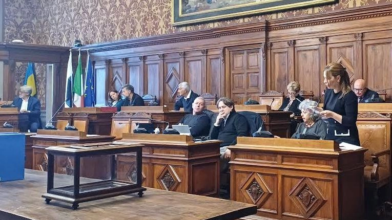 Interrogazione delle opposizioni sul cambiamenti organizzativi all’interno di Sigerico spa. L’assessore: "Iter congruo anche per i consulenti legali". Il segretario generale in Commissione. Interrogazione delle opposizioni sul cambiamenti organizzativi all’interno di Sigerico spa. L’assessore: "Iter congruo anche per i consulenti legali". Il segretario generale in Commissione.
