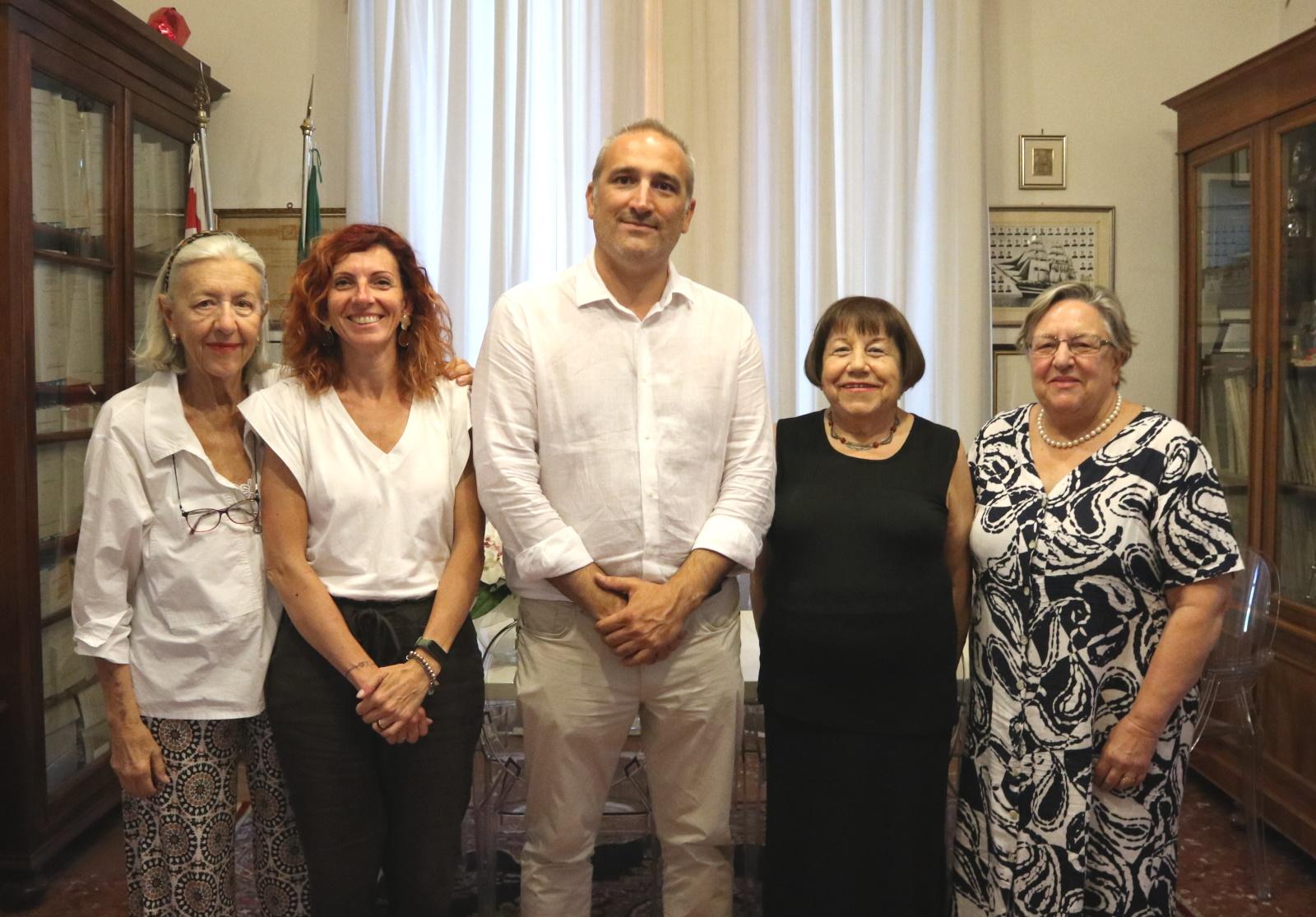 Calci, cambio al vertice nel Cif comunale: il saluto del sindaco alla nuova presidente Calci, cambio al vertice nel Cif comunale: il saluto del sindaco alla nuova presidente