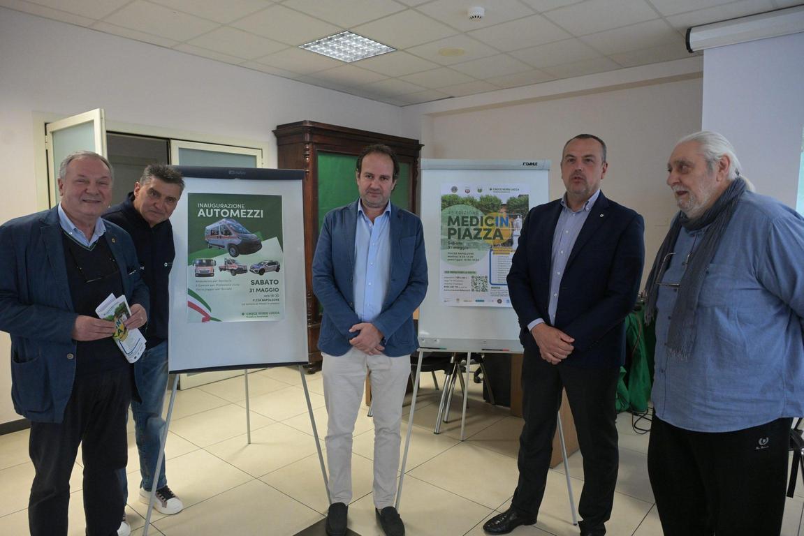 i medici vanno in piazza sabato visite gratuite grazie alla croce verde da Lanazione.it i medici vanno in piazza sabato visite gratuite grazie alla croce verde