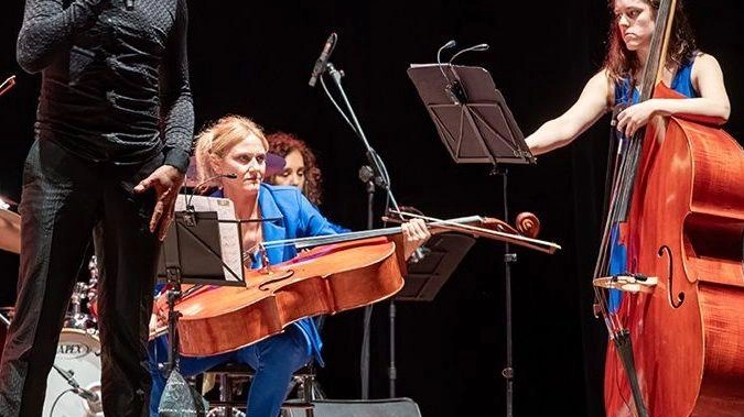 Il maestro Andrea Albertini dirigerà al pianoforte l’Ensamble «Le Muse» Sul palco saliranno anche Angelica De Paoli e la soprano Susanna Rigacci Il maestro Andrea Albertini dirigerà al pianoforte l’Ensamble «Le Muse» Sul palco saliranno anche Angelica De Paoli e la soprano Susanna Rigacci