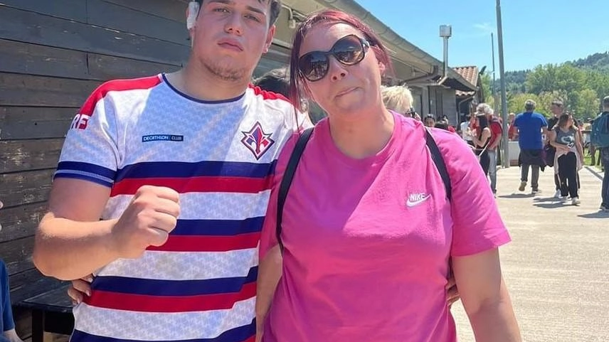 Lo studente dell’Artusi sta bruciando le tappe: gli inizi alla Molòn Labé Rugby. Poi la chiamata all’Unione Rugby Firenze dove si è rivelato fondamentale. Lo studente dell’Artusi sta bruciando le tappe: gli inizi alla Molòn Labé Rugby. Poi la chiamata all’Unione Rugby Firenze dove si è rivelato fondamentale.