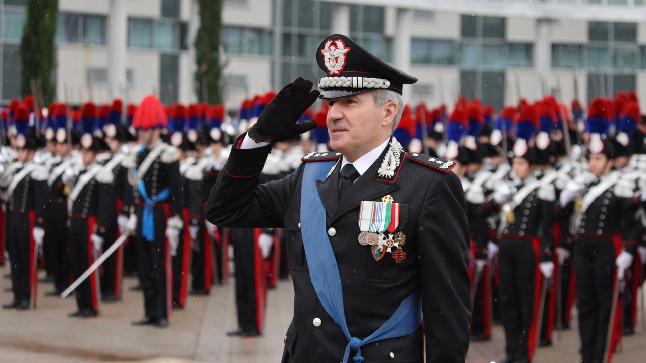 Il generale dei Carabinieri Pietro Oresta fino a pochi giorni fa era al vertice della prestigiosa Scuola Allievi Marescialli e Brigadieri di Firenze