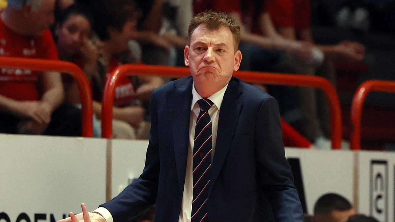 Pistoia-Sassari: Ultima Sfida per la Salvezza nel Basket Italiano