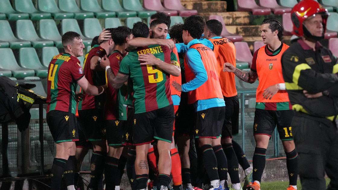 Ternana batte Giana Erminio 2 0 e vola in semifinale grazie a Ferrante e Casasola Ternana batte Giana Erminio 2 0 e vola in semifinale grazie a Ferrante e Casasola