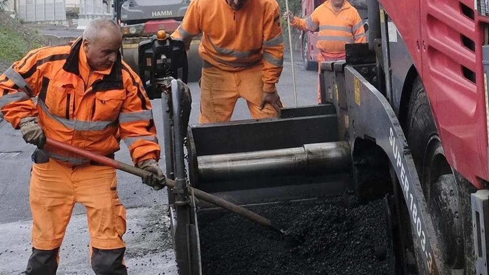 A seguire interventi in via Don Minzoni, via Fiorentina e viale Sclavo A seguire interventi in via Don Minzoni, via Fiorentina e viale Sclavo
