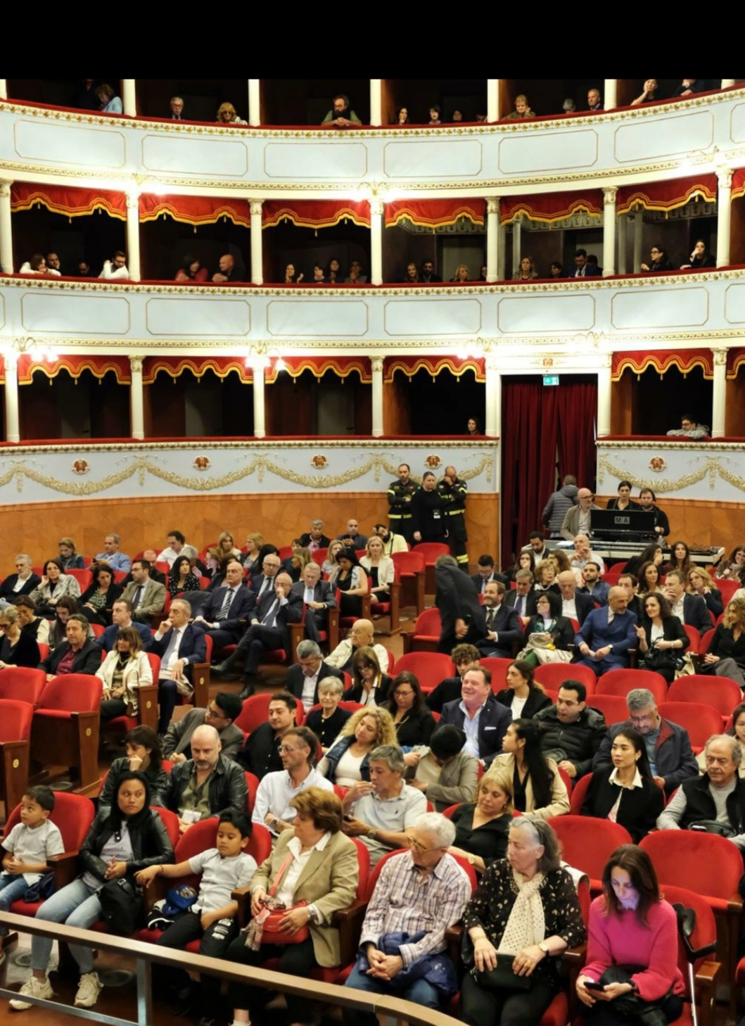 immagine di sfondo 2