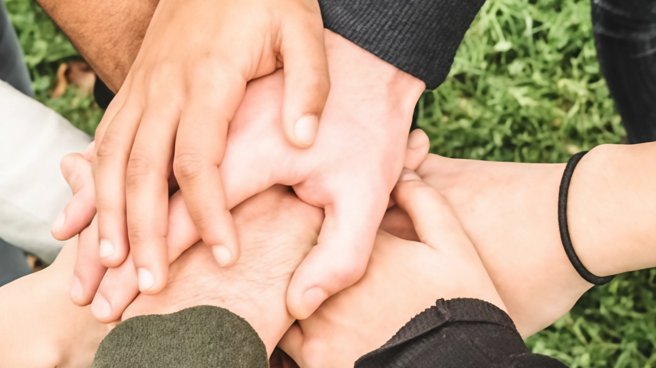 Bastia Umbria è caratterizzata da un’importante rete associazionistica che rappresenta la spina dorsale della comunità con il fine di incentivare. la solidarietà, l’altruismo e la cooperazione Bastia Umbria è caratterizzata da un’importante rete associazionistica che rappresenta la spina dorsale della comunità con il fine di incentivare. la solidarietà, l’altruismo e la cooperazione