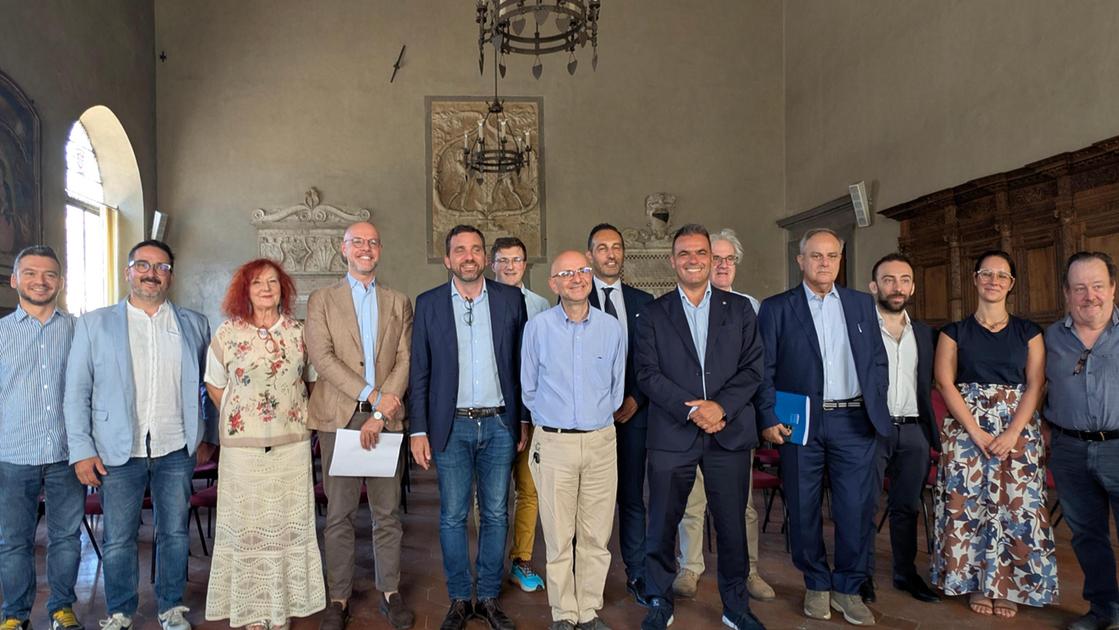 Comunità energetica rinnovabile. È stato firmato l’atto costitutivo Comunità energetica rinnovabile. È stato firmato l’atto costitutivo