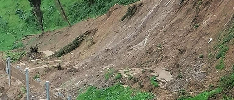 La città e il Cencione: "In due mesi la giunta non ha rimosso la terra"