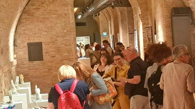 Successo per la mostra dei ragazzi dei licei artistici