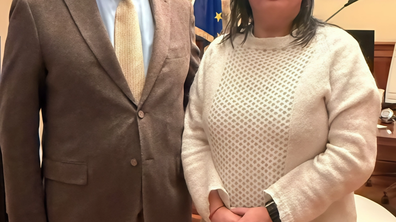 Il prefetto Clemente Di Nuzzo insieme a Catiuscia Fei, direttore aggiunto di Confcommercio. Ieri il vertice sulla sicurezza dopo gli assalti ai negozi Il prefetto Clemente Di Nuzzo insieme a Catiuscia Fei, direttore aggiunto di Confcommercio. Ieri il vertice sulla sicurezza dopo gli assalti ai negozi