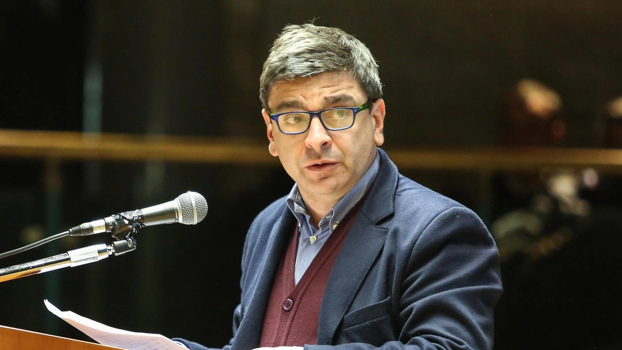 Francesco De Rebotti, assessore. alla mobilità e ai trasporti Francesco De Rebotti, assessore. alla mobilità e ai trasporti