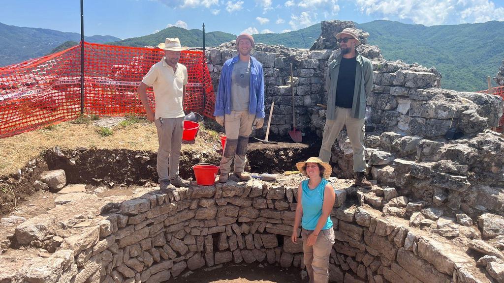 Rocca di Lucchio. Oggi si svela il restauro: "Grazie alla sua comunità" Rocca di Lucchio. Oggi si svela il restauro: "Grazie alla sua comunità"