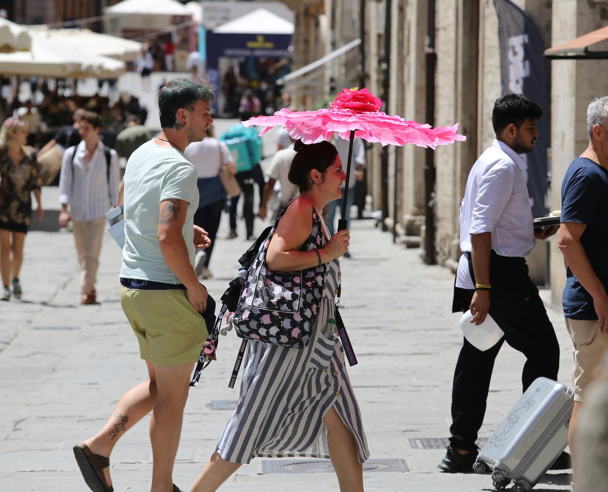 l8217umbria nella morsa del caldo africano anche perugia tra le citt224 col bollino rosso