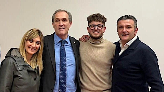 Azione Universitaria ha presentato il libro di Roberto Menia, “10 Febbraio: dalle foibe all’esodo”, al Dipartimento di Giurisprudenza. La partecipazione... Azione Universitaria ha presentato il libro di Roberto Menia, “10 Febbraio: dalle foibe all’esodo”, al Dipartimento di Giurisprudenza. La partecipazione...