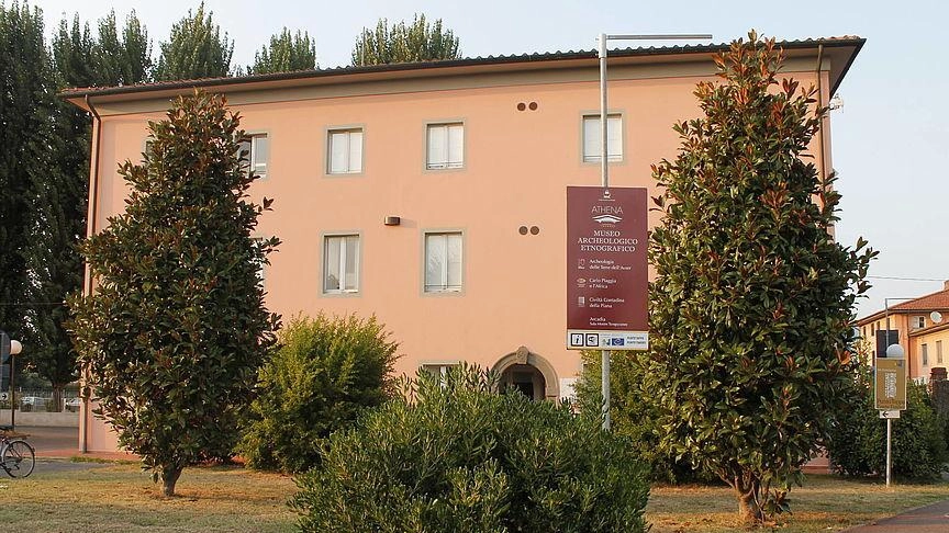 Il Museo Athena di Capannori ospita la rassegna d’arte ’’Giovani visioni Underground“ Il Museo Athena di Capannori ospita la rassegna d’arte ’’Giovani visioni Underground“
