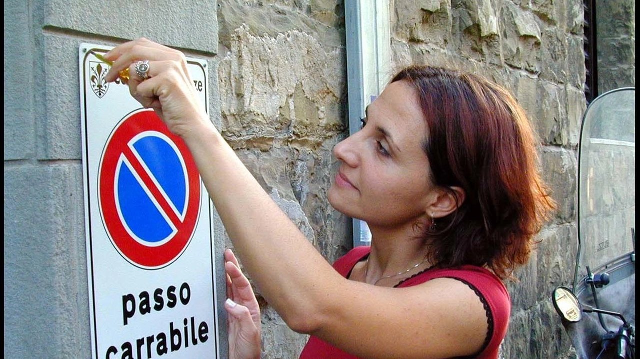 "Decisa la quota minima calcolata applicando la riduzione massima prevista: il 50% della tariffa base" ha detto l’assessore Monica Marraccini Mori . "Decisa la quota minima calcolata applicando la riduzione massima prevista: il 50% della tariffa base" ha detto l’assessore Monica Marraccini Mori .