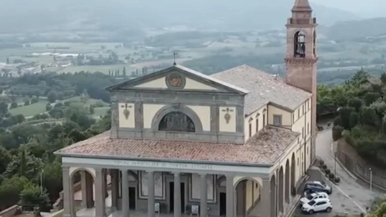 Il mese di agosto porta le celebrazioni mariane nella basilica di Canoscio, luogo di devozione a Città di Castello. La novena precede la Solennità dell’Assunta il 15 agosto, con messe e processioni in onore della Madonna del Transito. Il mese di agosto porta le celebrazioni mariane nella basilica di Canoscio, luogo di devozione a Città di Castello. La novena precede la Solennità dell’Assunta il 15 agosto, con messe e processioni in onore della Madonna del Transito.