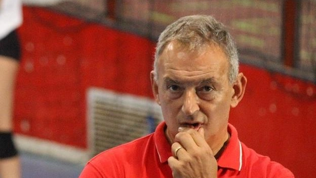 La Pallavolo Prato conferma la crescita positiva della squadra nel terzo triangolare, ottenendo vittorie importanti in trasferta e mostrando un'ottima intesa tra nuove e veterane. Le giovani sono in crescita, promettendo alternative importanti in campionato. Buone prospettive per il debutto in serie B2 nazionale femminile. La Pallavolo Prato conferma la crescita positiva della squadra nel terzo triangolare, ottenendo vittorie importanti in trasferta e mostrando un'ottima intesa tra nuove e veterane. Le giovani sono in crescita, promettendo alternative importanti in campionato. Buone prospettive per il debutto in serie B2 nazionale femminile.